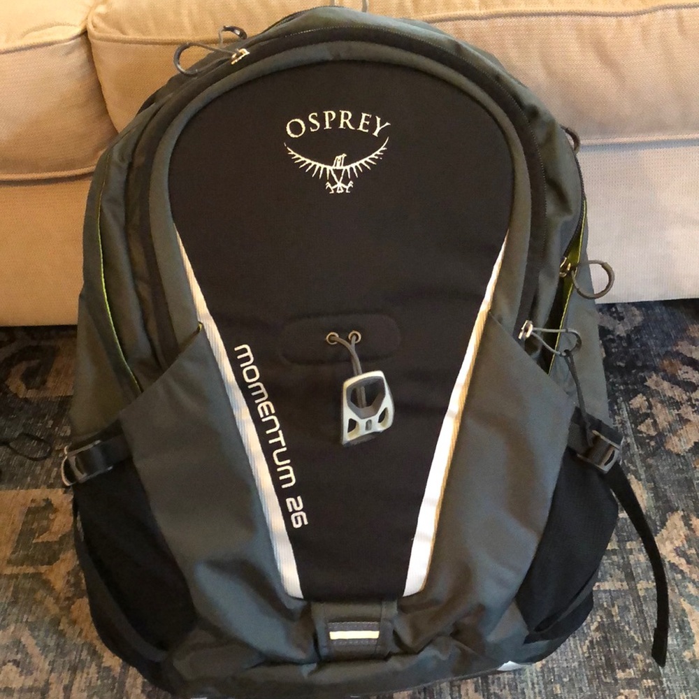 Osprey Momentum 26 biking backpack/commuter